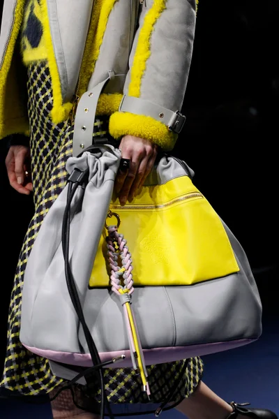 Look 55